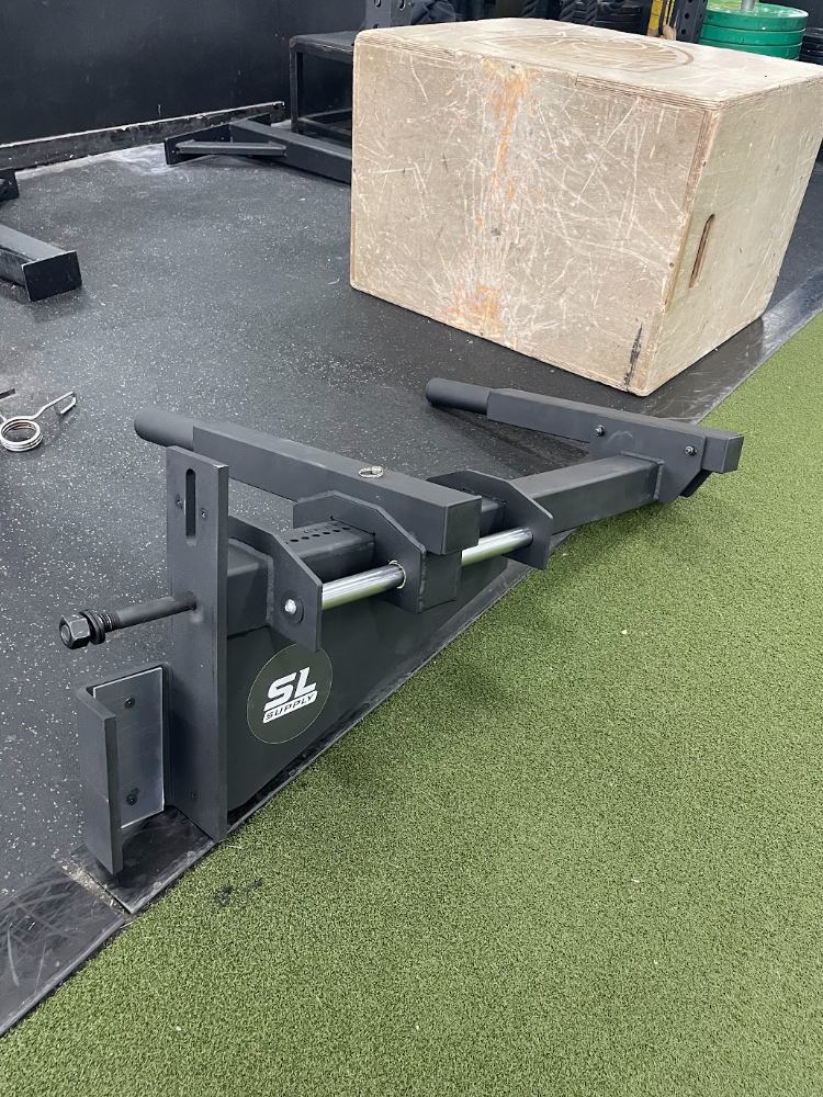 Street Spec Dip Bar positioned to provide clearance for suspended weight plates